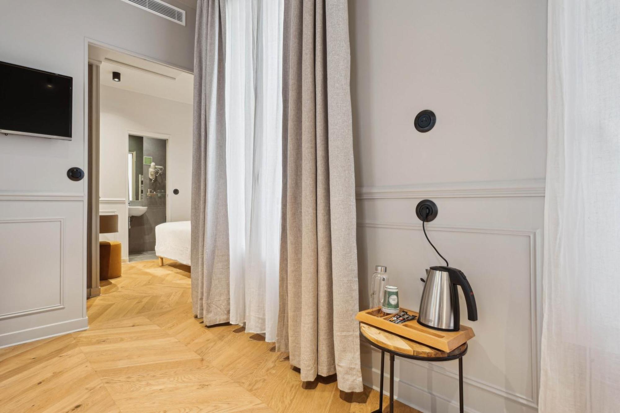 Hotel Clemence Párizs Kültér fotó