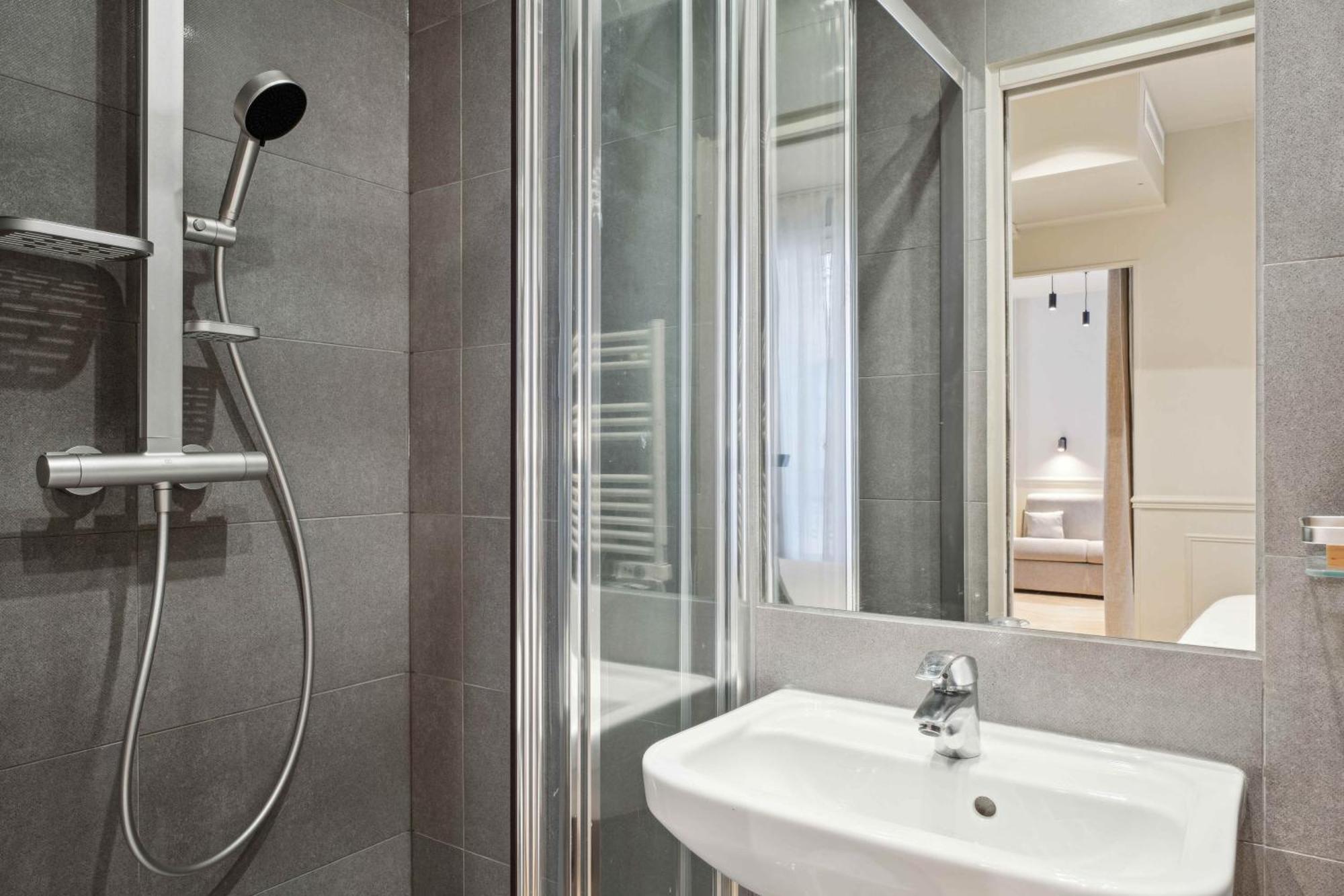 Hotel Clemence Párizs Kültér fotó